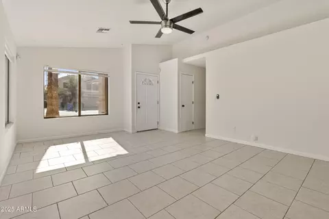 Living - 910 E Potter Dr, Phoenix, AZ 85024 photo 3 of 4