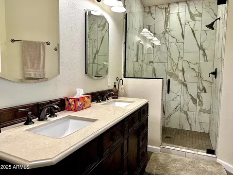 Bath - 260 E Rhea Rd, Tempe, AZ 85284 photo 1 of 3