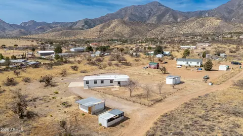 5460 E Mulberry Ln, Hereford, AZ 85615 photo 3
