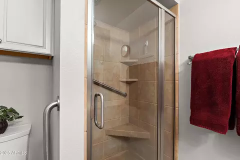 Bath - 5109 Enid Ave, Mesa, AZ 85206 photo 2 of 3