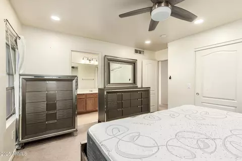 Bedroom - 2150 E Pinto Dr, Gilbert, AZ 85296 photo 2 of 5