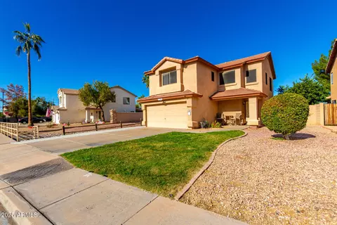 Exterior - 2150 E Pinto Dr, Gilbert, AZ 85296 photo 5 of 13