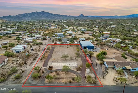 45208 N 14th St #-, New River, AZ 85087