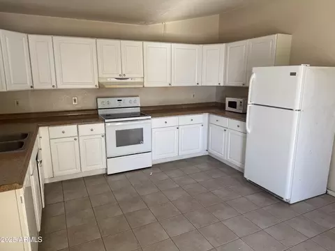 11020 E University Dr, Apache Junction, AZ 85120 photo 5