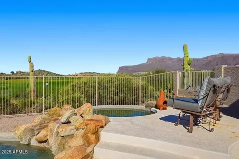 4238 S Strong Box Rd, Gold Canyon, AZ 85118