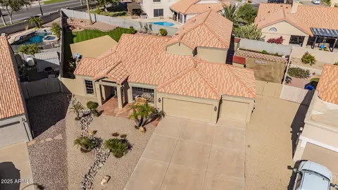 View/Area - 16402 S 39th St, Phoenix, AZ 85048 photo 7 of 9