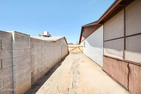 Exterior - 3761 E Holmes Ave, Mesa, AZ 85206 photo 5 of 8