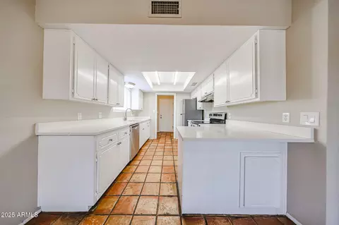 Kitchen - 3761 E Holmes Ave, Mesa, AZ 85206 photo 1 of 4