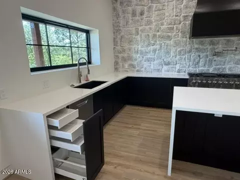 Kitchen - 1004 N Scenic Dr, Payson, AZ 85541 photo 3 of 7
