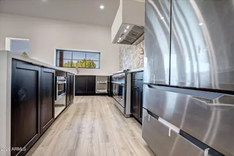 Kitchen - 1004 N Scenic Dr, Payson, AZ 85541 photo 5 of 7