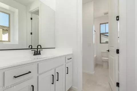 Bath - 2454 W Maximo Way, Phoenix, AZ 85085 photo 3 of 4