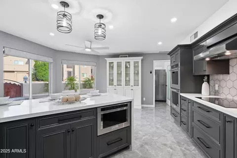 Kitchen - 1709 E Gelding Dr, Phoenix, AZ 85022 photo 1 of 8