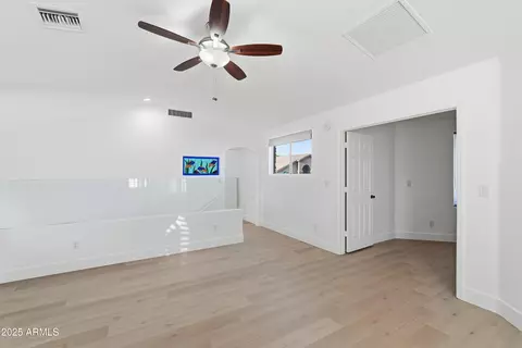 Living - 1709 E Gelding Dr, Phoenix, AZ 85022 photo 4 of 4