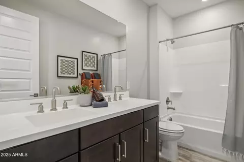 Bath - 21114 N 58th Way, Phoenix, AZ 85054 photo 2 of 3