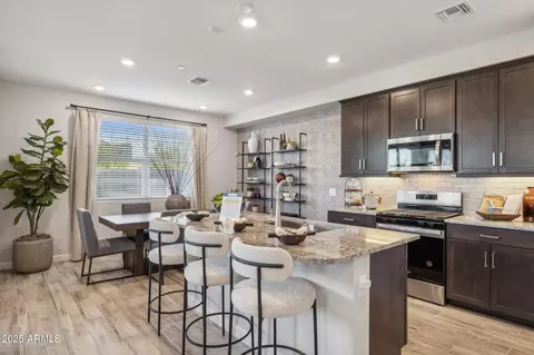 Kitchen - 21114 N 58th Way, Phoenix, AZ 85054 photo 1 of 3