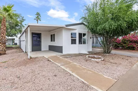245 S 56th St #44, Mesa, AZ 85206
