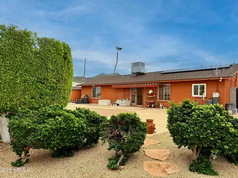 Exterior - 1938 E Desert Dr, Phoenix, AZ 85042 photo 4 of 9
