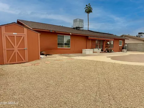 Exterior - 1938 E Desert Dr, Phoenix, AZ 85042 photo 7 of 9