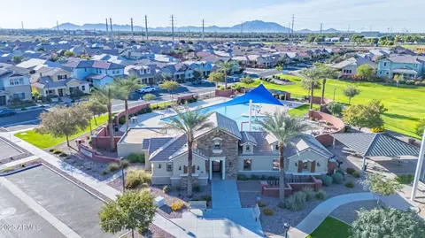 View/Area - 4303 E Jones St, Gilbert, AZ 85295 photo 8 of 8