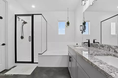 Bath - 4303 E Jones St, Gilbert, AZ 85295 photo 1 of 5