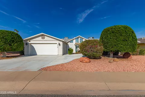 10626 W Emerald Pt, Sun City, AZ 85351