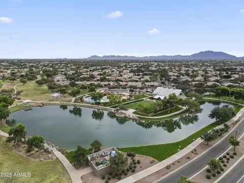 View/Area - 4010 E Sundance Ct, Gilbert, AZ 85297 photo 2 of 12