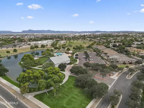 View/Area - 4010 E Sundance Ct, Gilbert, AZ 85297 photo 11 of 12