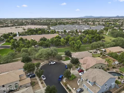 View/Area - 4010 E Sundance Ct, Gilbert, AZ 85297 photo 1 of 12