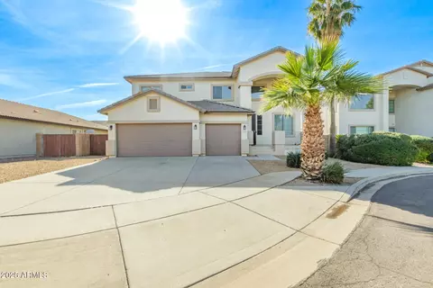 7719 W Encinas Ln W, Phoenix, AZ 85043