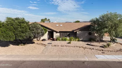6034 W Michelle Dr, Glendale, AZ 85308
