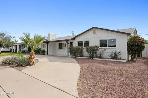 7827 E Moreland St, Scottsdale, AZ 85257