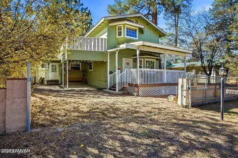 2880 Paint Pony Ln, Overgaard, AZ 85933