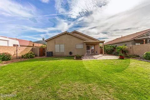 Exterior - 1126 E Pedro Rd, Phoenix, AZ 85042 photo 2 of 11