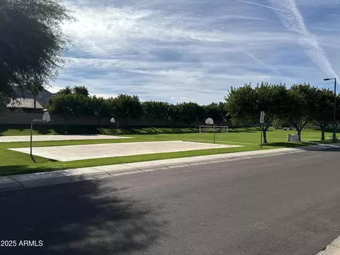 Exterior - 1126 E Pedro Rd, Phoenix, AZ 85042 photo 11 of 11