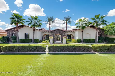 8065 W Expedition Way, Peoria, AZ 85383