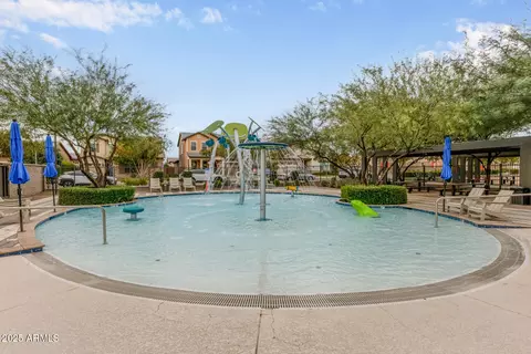 Exterior - 25417 N 20th Ave, Phoenix, AZ 85085 photo 8 of 12