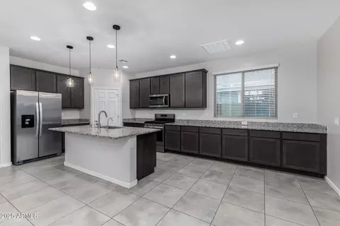 Kitchen - 25417 N 20th Ave, Phoenix, AZ 85085 photo 2 of 4