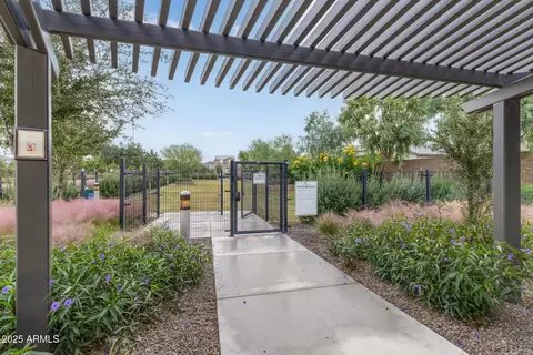 Exterior - 25417 N 20th Ave, Phoenix, AZ 85085 photo 11 of 12