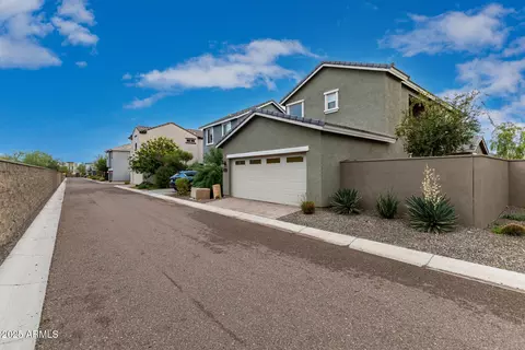 Exterior - 25417 N 20th Ave, Phoenix, AZ 85085 photo 5 of 12