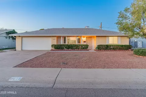 4218 W Lawrence Ln, Phoenix, AZ 85051