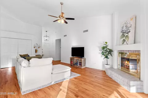 Living - 3925 E Monte Cristo Ave, Phoenix, AZ 85032 photo 1 of 2