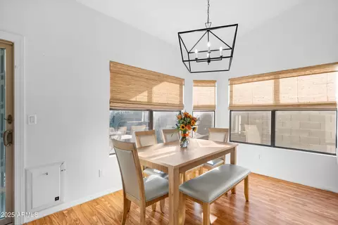 Dining - 3925 E Monte Cristo Ave, Phoenix, AZ 85032 photo 2 of 2
