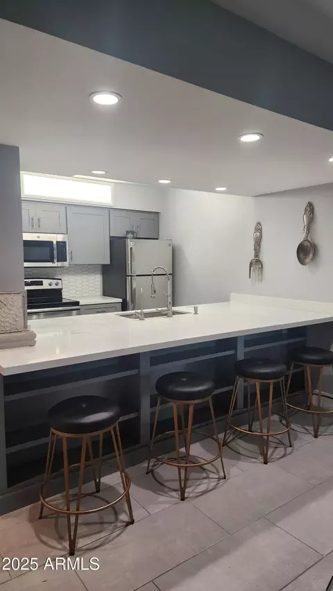 3314 N 68th St N #116, Scottsdale, AZ 85251