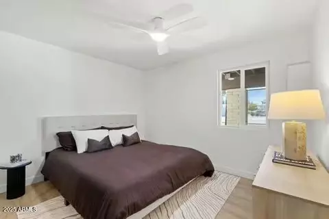 Bedroom - 2949 N 29th St, Phoenix, AZ 85016 photo 4 of 5