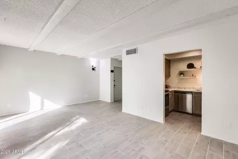 Living - 1024 E Osborn Rd #A, Phoenix, AZ 85014 photo 1 of 1