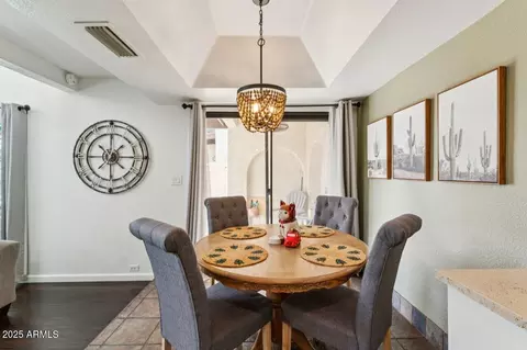 Dining - 5002 E Siesta Dr #2, Phoenix, AZ 85044 photo 2 of 3