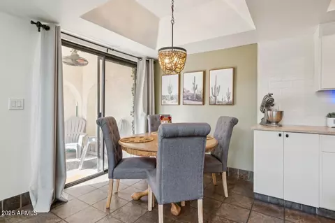 Dining - 5002 E Siesta Dr #2, Phoenix, AZ 85044 photo 1 of 3