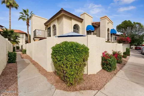 Exterior - 5002 E Siesta Dr #2, Phoenix, AZ 85044 photo 2 of 13