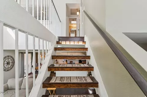 Entry Way - 5002 E Siesta Dr #2, Phoenix, AZ 85044 photo 4 of 6