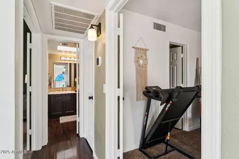 Entry Way - 5002 E Siesta Dr #2, Phoenix, AZ 85044 photo 5 of 6